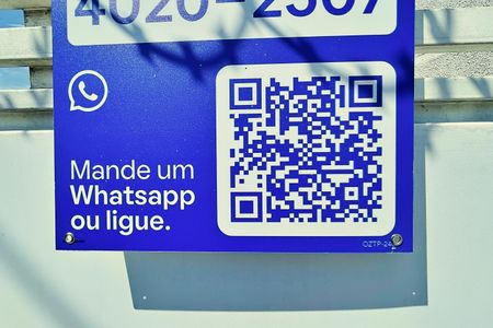 Casa à venda com 150m², 3 quartos e 2 vagas Casa à venda com 150m², 3 quartos e 2 vagasPlaca