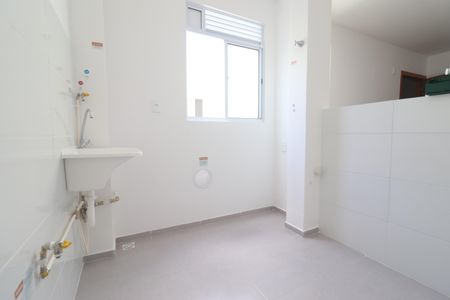 Apartamento para alugar com 40m², 2 quartos e 1 vagaCozinha e Área de Serviço