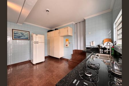 Casa à venda com 203m², 3 quartos e 1 vaga Casa à venda com 203m², 3 quartos e 1 vagaCozinha