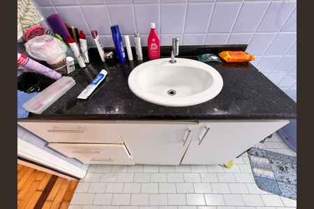 Casa à venda com 203m², 3 quartos e 1 vaga Casa à venda com 203m², 3 quartos e 1 vagaBanheiro