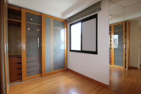 Apartamento para alugar com 95m², 2 quartos e 1 vagaQuarto 1