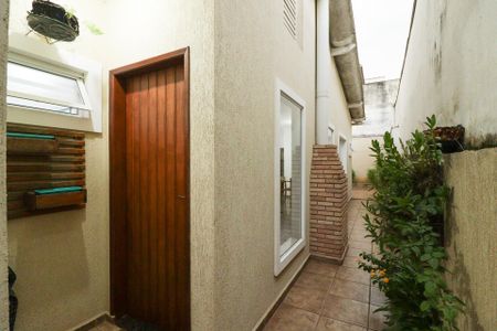 Casa à venda com 103m², 2 quartos e 2 vagasCorredor Lateral
