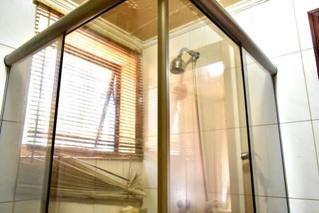 Apartamento à venda com 104m², 3 quartos e 2 vagas Apartamento à venda com 104m², 3 quartos e 2 vagasBanheiro da Suíte