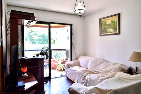 Apartamento à venda com 104m², 3 quartos e 2 vagas Apartamento à venda com 104m², 3 quartos e 2 vagasSala