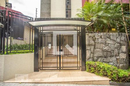 Apartamento à venda com 104m², 3 quartos e 2 vagas Apartamento à venda com 104m², 3 quartos e 2 vagasFachada