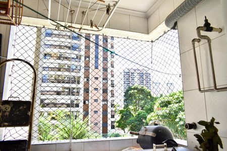 Apartamento à venda com 104m², 3 quartos e 2 vagas Apartamento à venda com 104m², 3 quartos e 2 vagasÁrea de Serviço