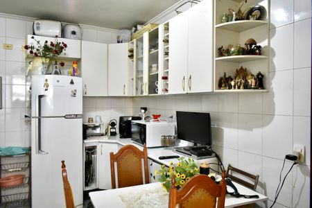Apartamento à venda com 104m², 3 quartos e 2 vagas Apartamento à venda com 104m², 3 quartos e 2 vagasCozinha