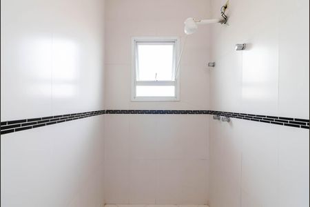 Casa à venda com 177m², 3 quartos e 6 vagas Casa à venda com 177m², 3 quartos e 6 vagasBanheiro da Suíte 3