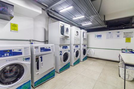 Apartamento à venda com 75m², 2 quartos e sem vagaÁrea comum - Lavanderia