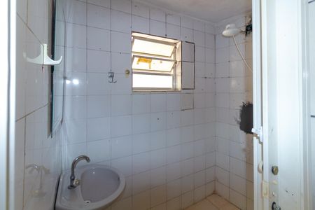 Casa à venda com 300m², 2 quartos e 1 vaga Casa à venda com 300m², 2 quartos e 1 vagaBanheiro