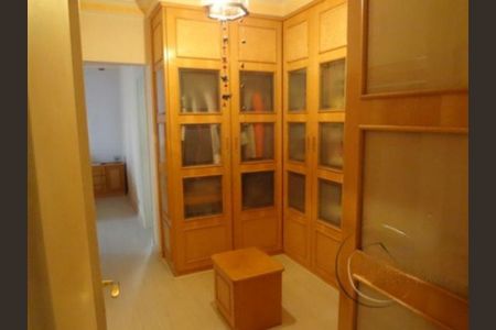 Apartamento à venda com 215m², 4 quartos e 3 vagas