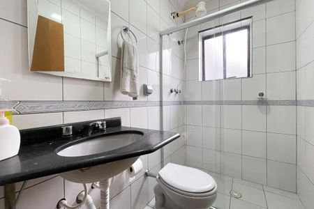 Casa à venda com 415m², 3 quartos e 8 vagas Casa à venda com 415m², 3 quartos e 8 vagasBanheiro - Garagem