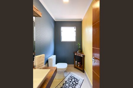 Casa à venda com 415m², 3 quartos e 8 vagas Casa à venda com 415m², 3 quartos e 8 vagasLavabo 1