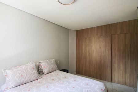 Apartamento à venda com 130m², 3 quartos e 2 vagas Apartamento à venda com 130m², 3 quartos e 2 vagasSuíte 1