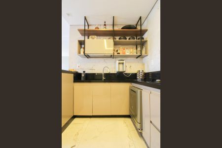 Apartamento à venda com 130m², 3 quartos e 2 vagas Apartamento à venda com 130m², 3 quartos e 2 vagasCozinha