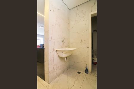 Apartamento à venda com 130m², 3 quartos e 2 vagas Apartamento à venda com 130m², 3 quartos e 2 vagasÁrea de Serviço