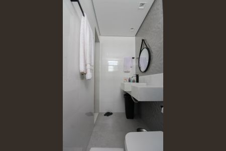 Apartamento à venda com 130m², 3 quartos e 2 vagas Apartamento à venda com 130m², 3 quartos e 2 vagasBanheiro da Suíte 2