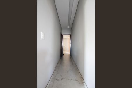 Apartamento à venda com 130m², 3 quartos e 2 vagas Apartamento à venda com 130m², 3 quartos e 2 vagasCorredor