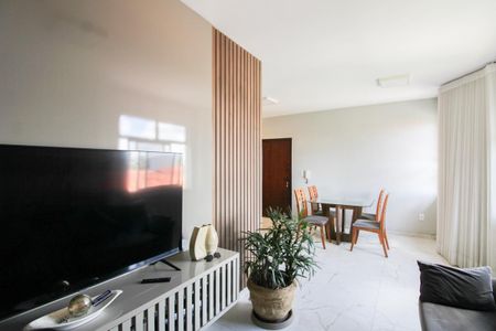 Apartamento à venda com 130m², 3 quartos e 2 vagas Apartamento à venda com 130m², 3 quartos e 2 vagasSala
