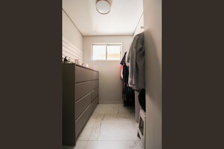 Apartamento à venda com 130m², 3 quartos e 2 vagas Apartamento à venda com 130m², 3 quartos e 2 vagasCloset da suíte 1