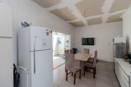 Casa à venda com 163m², 5 quartos e 2 vagas Casa à venda com 163m², 5 quartos e 2 vagasCozinha