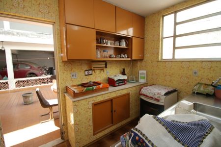 Casa à venda com 270m², 5 quartos e 6 vagasCozinha