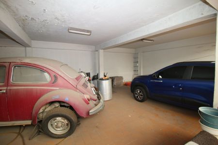 Casa à venda com 270m², 5 quartos e 6 vagasGaragem