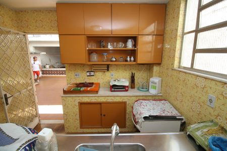 Casa à venda com 270m², 5 quartos e 6 vagasCozinha