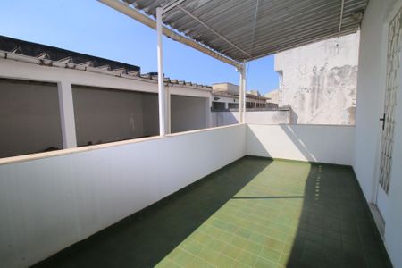Casa à venda com 270m², 5 quartos e 6 vagasVaranda
