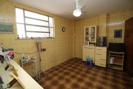 Casa à venda com 270m², 5 quartos e 6 vagasCozinha e copa