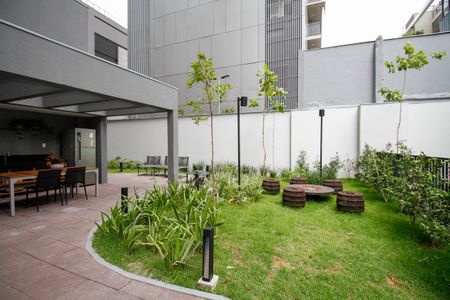 Studio à venda com 26m², 1 quarto e sem vaga Studio à venda com 26m², 1 quarto e sem vagaÁrea Comum - Lounge Bar