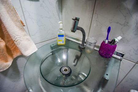 Apartamento à venda com 75m², 2 quartos e sem vaga Apartamento à venda com 75m², 2 quartos e sem vagaBanheiro Social