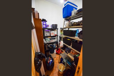 Apartamento à venda com 75m², 2 quartos e sem vaga Apartamento à venda com 75m², 2 quartos e sem vagaQuarto de Serviço