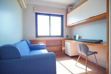 Apartamento à venda com 96m², 3 quartos e 2 vagasQuarto 3