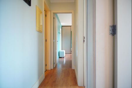 Apartamento à venda com 96m², 3 quartos e 2 vagasCorredor Quartos