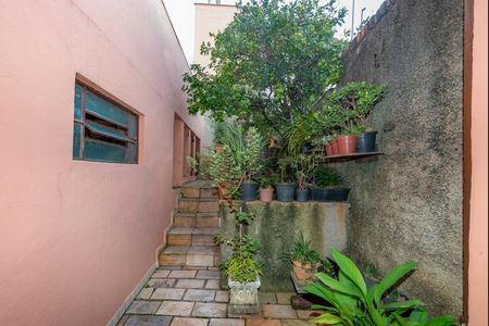 Casa à venda com 436m², 4 quartos e 4 vagasQuintal