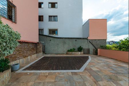 Casa à venda com 436m², 4 quartos e 4 vagasQuintal