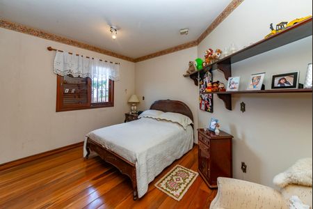 Casa à venda com 436m², 4 quartos e 4 vagasQuarto 4