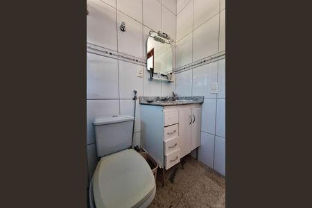 Casa à venda com 250m², 5 quartos e 4 vagas Casa à venda com 250m², 5 quartos e 4 vagasBanheiro da Suíte 1