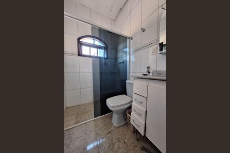 Casa à venda com 250m², 5 quartos e 4 vagas Casa à venda com 250m², 5 quartos e 4 vagasBanheiro da Suíte 1