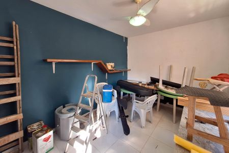 Casa à venda com 250m², 5 quartos e 4 vagas Casa à venda com 250m², 5 quartos e 4 vagasSuíte 4