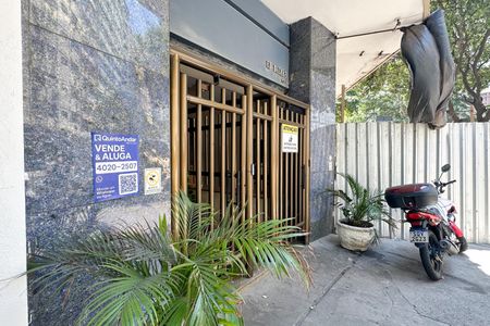 Apartamento à venda com 50m², 1 quarto e sem vaga Apartamento à venda com 50m², 1 quarto e sem vagaPlaquinha