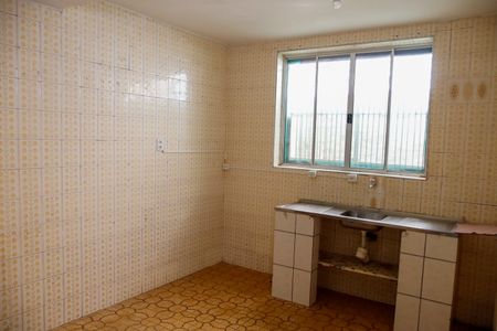 Casa à venda com 146m², 2 quartos e 2 vagas Casa à venda com 146m², 2 quartos e 2 vagasCozinha
