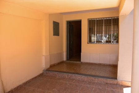 Casa à venda com 146m², 2 quartos e 2 vagas Casa à venda com 146m², 2 quartos e 2 vagasGaragem