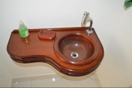 Casa à venda com 630m², 5 quartos e 6 vagasLavabo