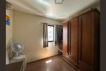 Apartamento à venda com 81m², 3 quartos e 2 vagasQuarto 2