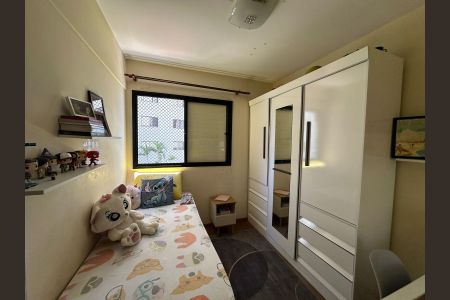 Apartamento à venda com 81m², 3 quartos e 2 vagasQuarto 3