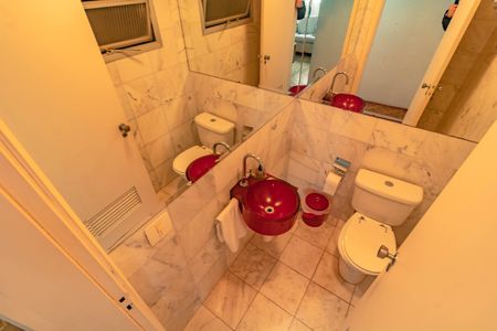 Apartamento à venda com 290m², 4 quartos e 4 vagasLavabo 2