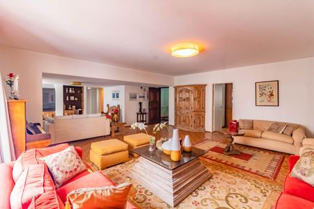 Apartamento à venda com 290m², 4 quartos e 4 vagasSala