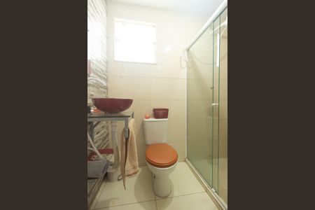 Casa de condomínio para alugar com 120m², 2 quartos e sem vagaBanheiro da Suíte